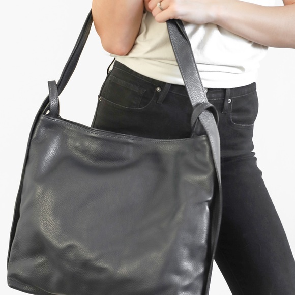 Amara 🌷 - Picture 1 of 4